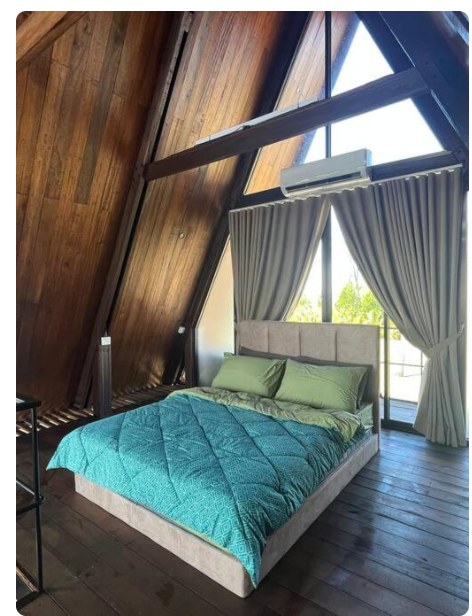 Bilik tidur rumah A-frame